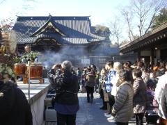 多くの初詣客が訪れました