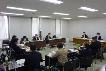 富士市議会の視察の様子